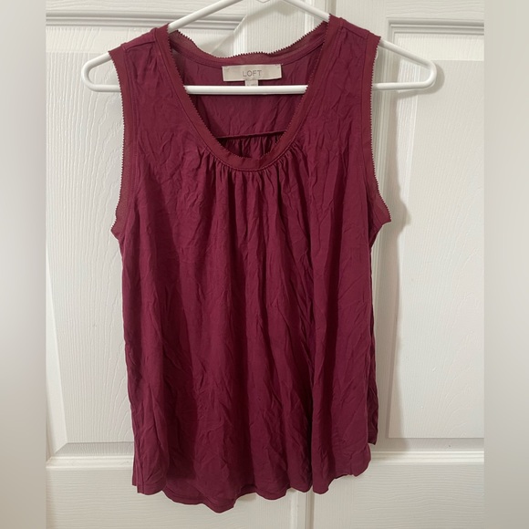 LOFT Tops - LOFT Woman’s Sleeveless Blouse Size S